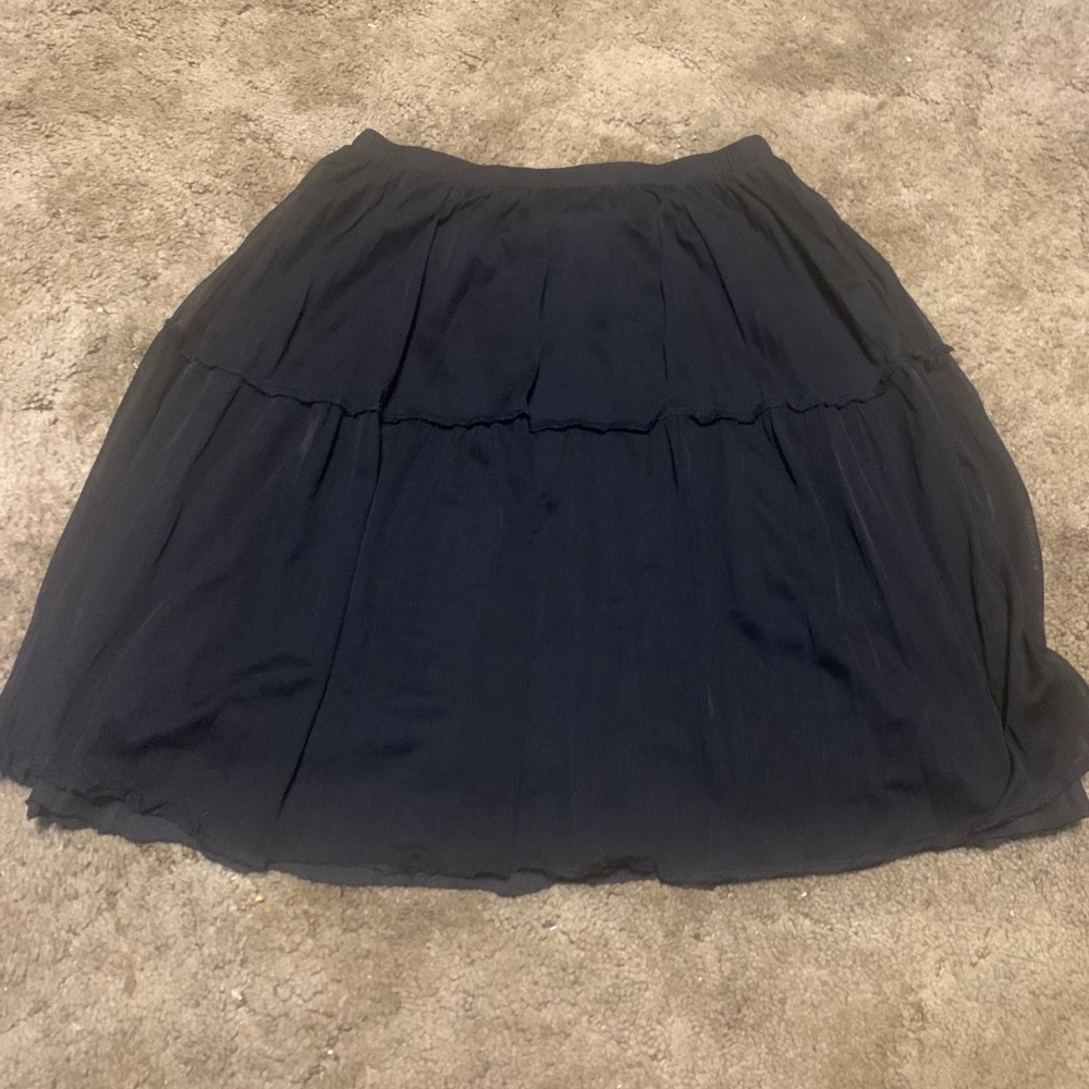 Black skirt